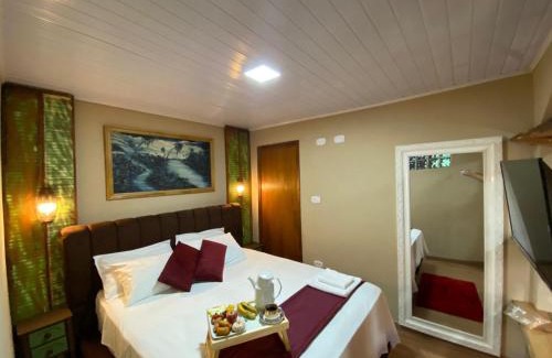 Siqueira Campos Hotel | Queiroz Palace Hotel