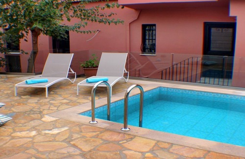 Alikambos Villa | Querini Traditional Villa in Alikampos, 9km from Sandy Beach