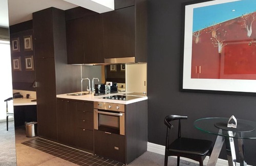 East Melbourne Apartment | Quest East Melbourne