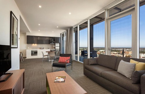 Adelaide Central Business District Apartment | Quest on Franklin