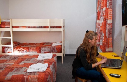 Chasseneuil-du-Poitou Hotel | Quick Palace Poitiers