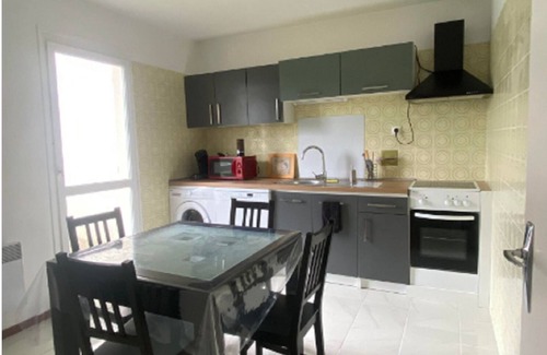 Dampierre-en-Burly House | QUIET 3-BEDROOM HOUSE WITH GARDEN