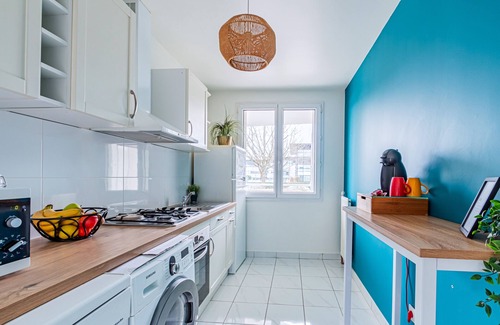 Elancourt Apartment | Quiet and comfortable T2 apartment - Near SQY and Versailles