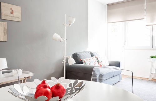 Sao Domingos de Benfica Apartment | Quiet and comfortable - New!