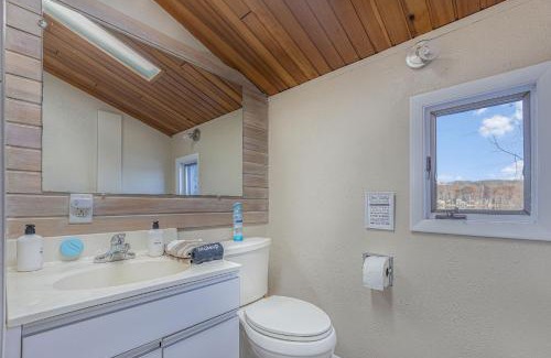Gaylord House | Quiet and Cozy Lakefront Home Near Mt Boyne
