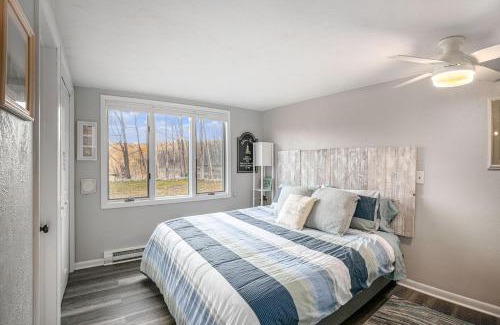 Gaylord House | Quiet and Cozy Lakefront Home Near Mt Boyne