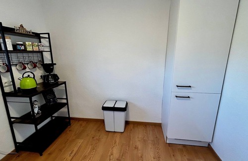 Alheim Apartment | Quiet and naturally situated vacation apartment - Little Red Riding Hood with 3 bedrooms