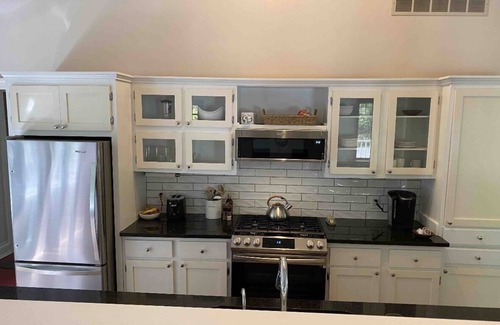Charlevoix House | Quiet and Peaceful Bungalow close to all area amenities!