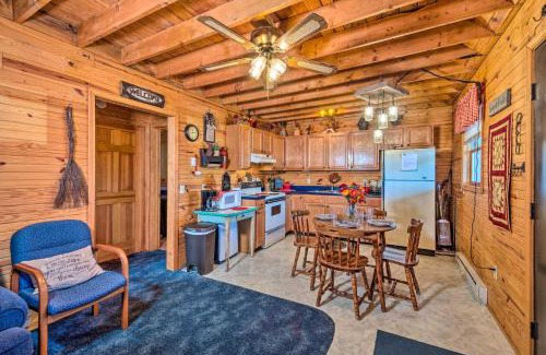 Burkesville House | Quiet and Private Cabin about 5 Mi to Dale Hollow Lake!