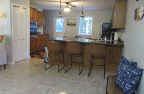 Ephraim House | Quiet and secluded yet walking distance to the beach and Ephraim town center!