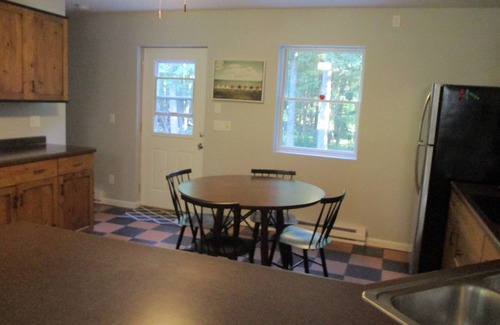 Ephraim House | Quiet and secluded yet walking distance to the beach and Ephraim town center!