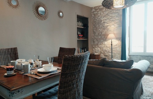 Eymet Apartment | Quiet Apartment in the centre of Eymet.