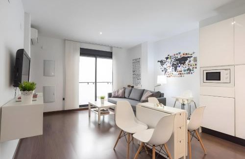 San Felipe Neri Apartment | Quiet Apartment In The Historical