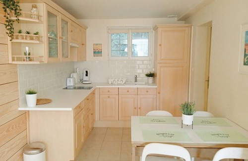 Verfeil Apartment | Quiet apartment with swimming pool in the countryside near Toulouse