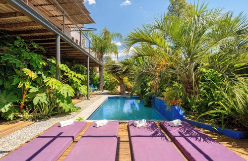 Hyeres Villa | Quiet architect-designed villa Swimming pool - sea view - 3 bedrooms