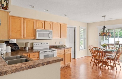 Ocean View House | Quiet Beach Cottage with PRIVATE POOL
