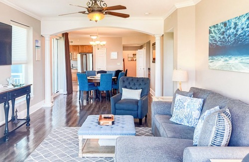 Gulfport Condo | Quiet Beachview End Unit in Legacy Tower 2 -309 - 3 bedroom 3 bath condo