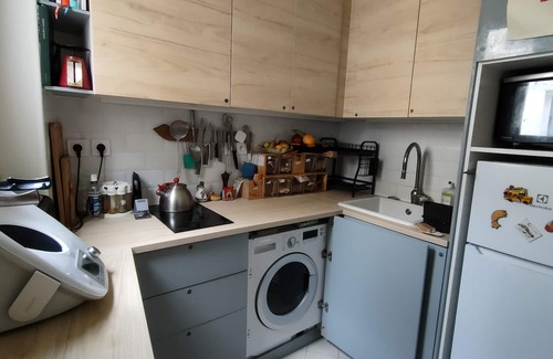 Charonne Apartment | Quiet, bright 2-room apartment, fitted kitchen, rented out in the summer