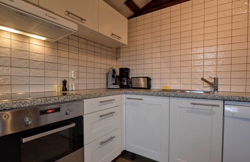 Ortheuville Ski Chalet | Quiet chalet with panoramic view and fenced garden