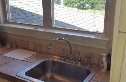 Apache Shores Apartment | Quiet, Comfy Garage Apartment