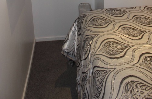 St. Heliers Apartment | Quiet, compact, well located and affordable!