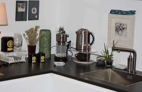 Quartier Hyper-Centre Apartment | Quiet, cosy and fully equiped appartement located downtown Grenoble.