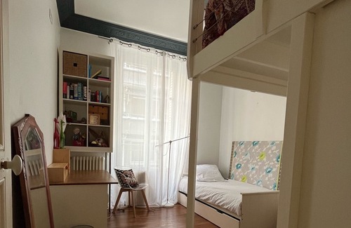 Quartier Hyper-Centre Apartment | Quiet, cosy and fully equiped appartement located downtown Grenoble.