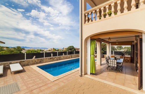 Urbanizacion Mont Ferrutx Villa | Quiet villa with pool and sea views