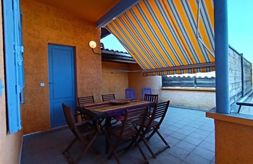 Saint Jean Station District Apartment | Quiet family apartment, 5 min from St Jean station