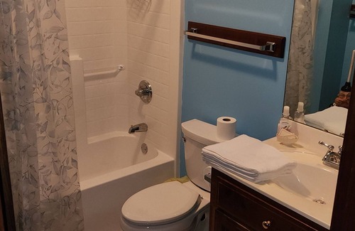 Irmo Other | Quiet Farm house 10 mins from lake Murray.
