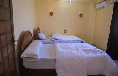 Luxor House | Quiet Gate Guest House