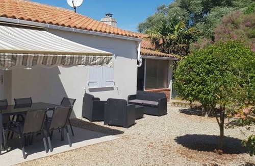La Faute-sur-Mer House | Quiet holiday home, near beach, WiFi, pets allowed