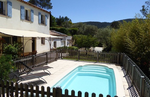 Sollies-Toucas Villa | Quiet house with swim pool & children's playground - 15 km from Hyères & Toulon