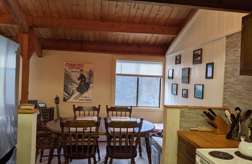 Thornton House | Quiet location close to mountain activities