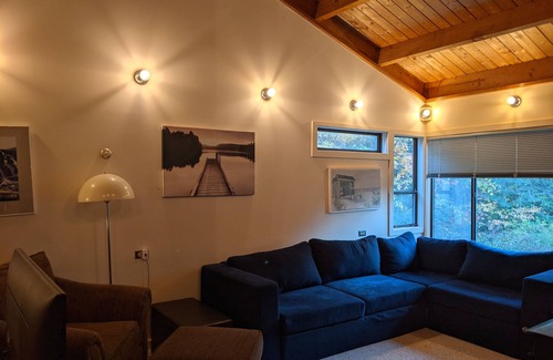 Thornton House | Quiet location close to mountain activities