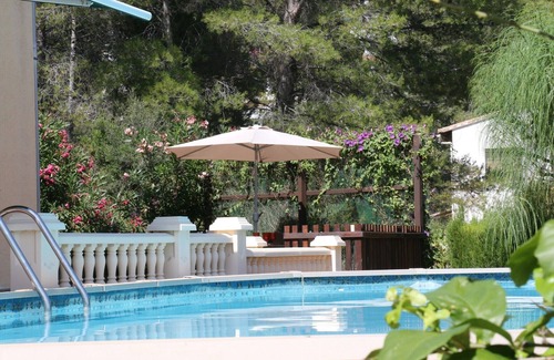 Alcalali House | Quiet Location, set back from the village (AT-472949A)