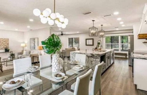Wesley Chapel House | Quiet Luxurious Home / Family Friendly / 8 PPL