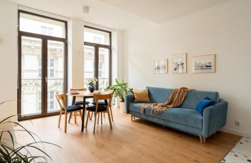 Wesoła Zachod Apartment | Quiet Luxury Hideaway