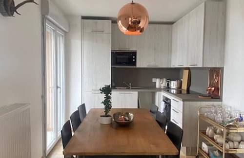 Peone Apartment | Quiet, luxury, south-facing terrace 100m from the slopes