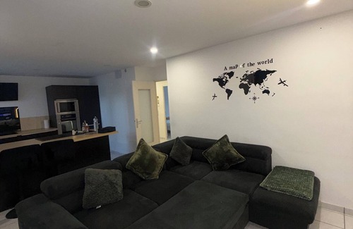 Quartier Capuche-Allies Apartment | Quiet modern 2-bedroom apartment in good location T3 Grenoble