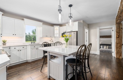 Clearview House | -Quiet Mountainview Retreat with Private Pool