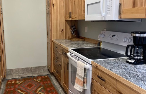 West Glacier Cabin | Quiet multi-family large home only 4 miles from Glacier National Park's entrance