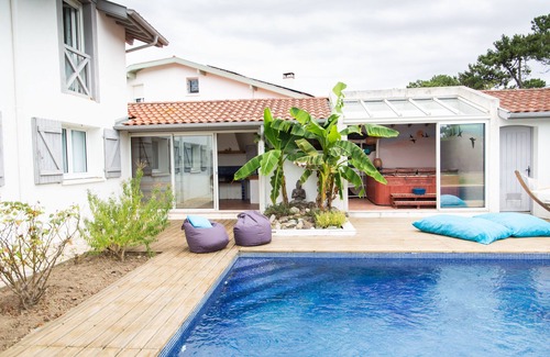 Anglet House | Quiet pied-à-terre close to beaches. Ideal for families and friends