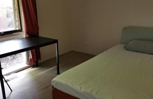 Boronia House | Quiet place in Knox close to the shopping centre