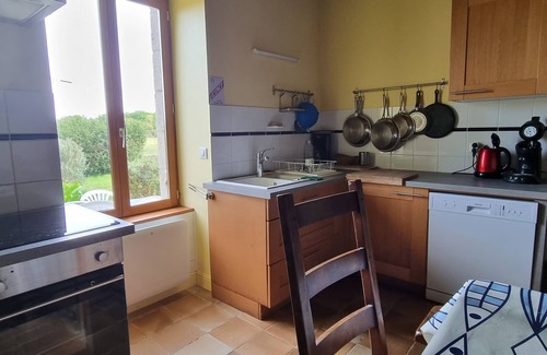 Tregunc House | Quiet renovated house near the beach with beautiful garden in Kerdalé