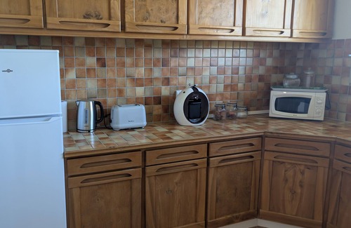 Noyers-sur-Cher Apartment | Quiet, restful little house a few minutes from the zoo, close to the castles.