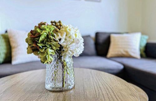 West Hendon Apartment | Quiet Retreat 1BR Apartment Near Wembley Stadium