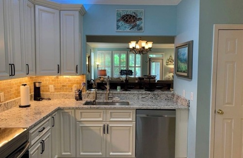 St. Simons Island House | Quiet SSI Townhome- Monthly rental- perfect to stay a while or snowbirds