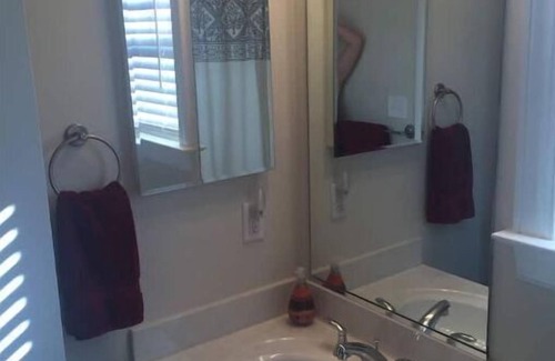 Rio Apartment | Quiet Studio Apartment/Carriage House