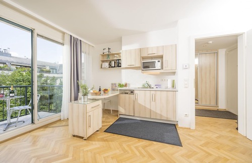 Hernals Apartment | Quiet studio apartment with balcony